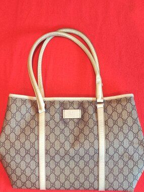 Gucci Tote Bag 114595 GG Canvas Leather Trim Brown Beige Authentic Shoulder Bag